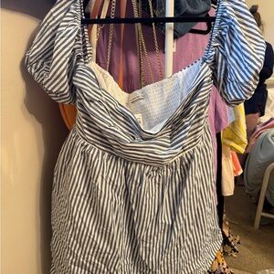 Abercrombie off the shoulder skort